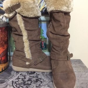 Womens Jelly Pops Fur lined Boots Size 8.5